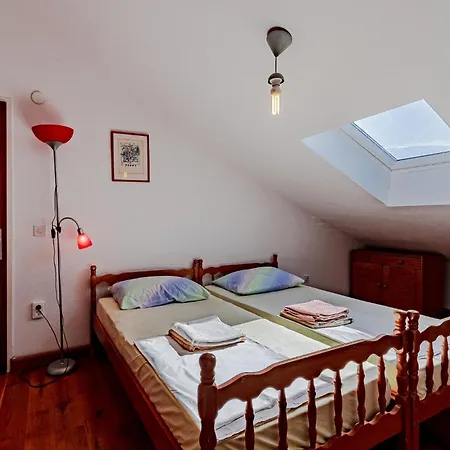 公寓 Three-bedroom In